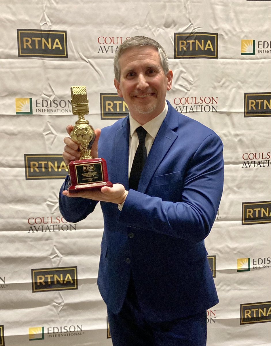 MattOtstot's tweet photo. Congrats to the entire @KMJNOW news team on our @RTNASoCal Golden Mike award for BEST NEWSCAST!! 3rd win in 4 years!! #KMJ https://t.co/swGRXneqU4