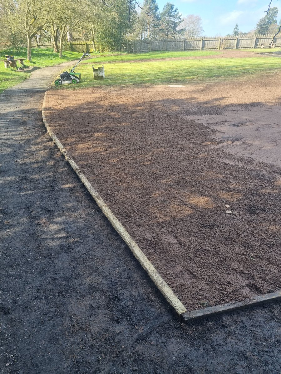 AGSTeam22's tweet photo. Remove old rasied vegetables beds and create new lawn #national trust #quarrybank https://t.co/orp7DxZLQH