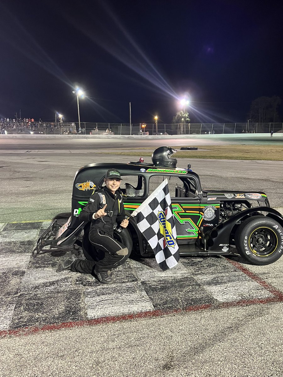 BookmillerMotor's tweet photo. Ahhhhh ✌🏻in a row baby! 🏆🏁🫶🏼 @MotorsportsJw
#LegendsCar #Racing #Florida #Winner #CDanGang #CoupeKiller https://t.co/H3GigNhQ6i