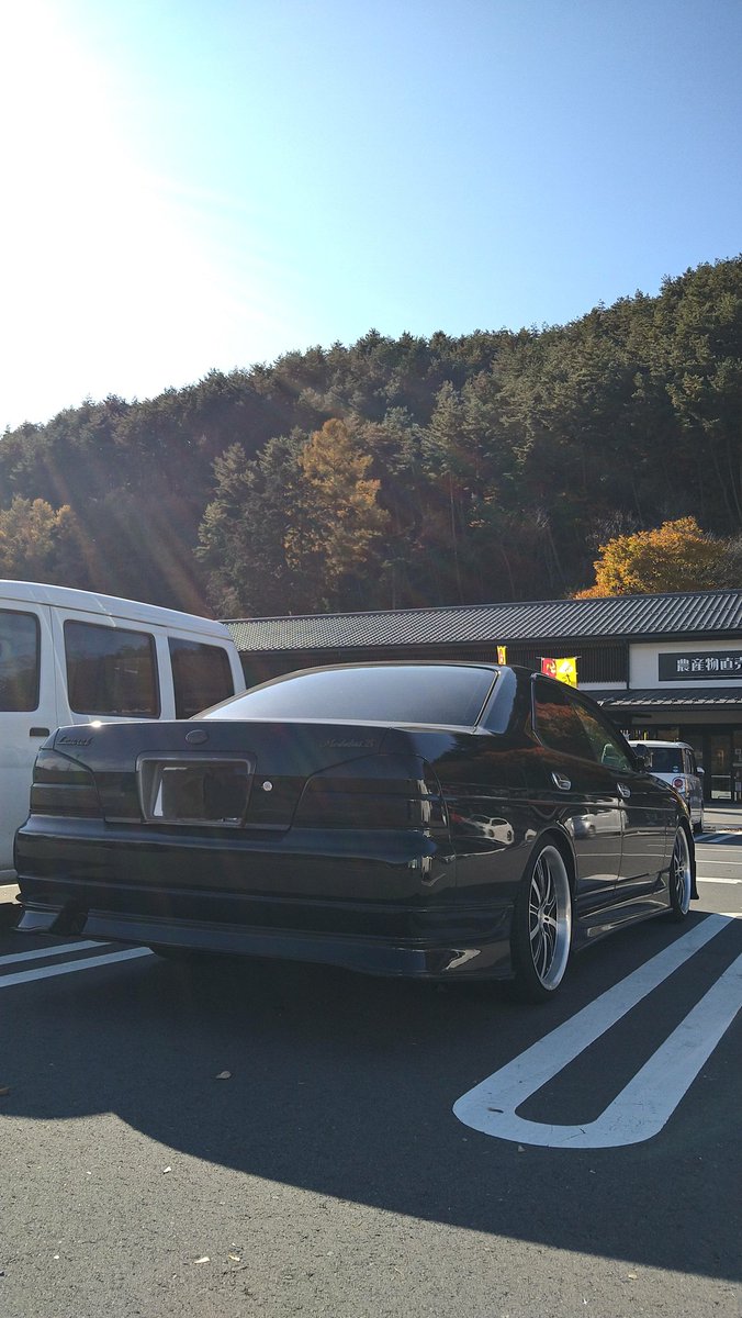 86N86's tweet photo. #ローレル乗りのお友達を増やそうキャンペーン 

メダリスト乗ってます。
よろしくです。 https://t.co/vhgGz0GbfZ