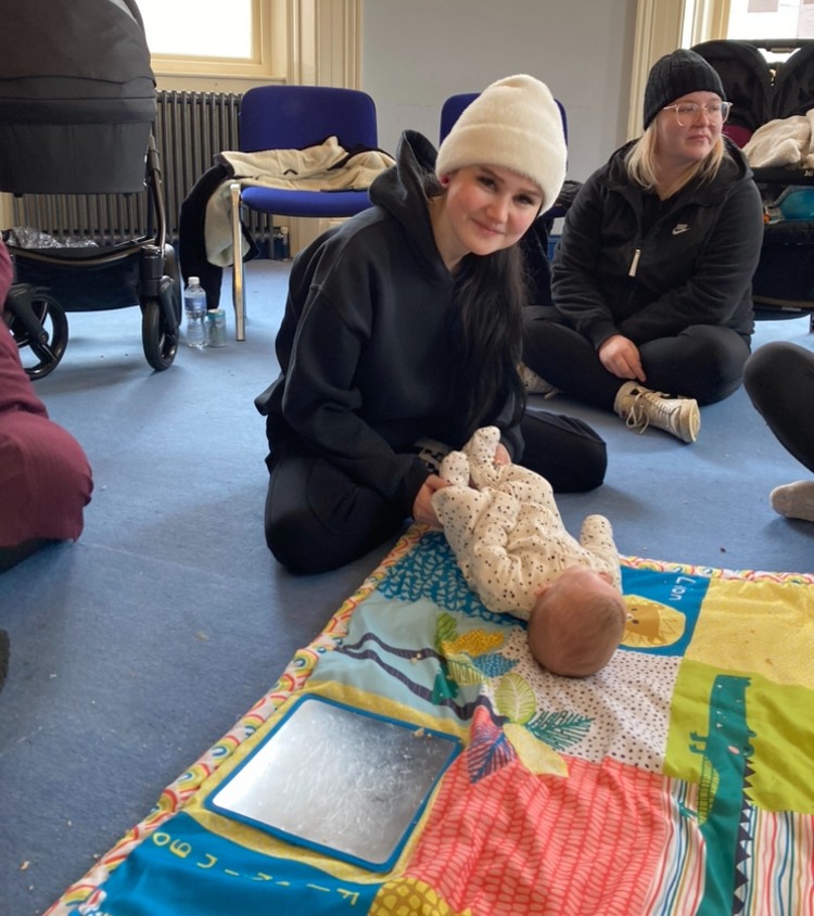 Public Health Nursing Teams in Coleraine hosted events to mark Safer Sleep Week. Health Visitors from Mountsandel Surgery shared important safe sleep messages at Vineyard, Health visitors from Portstewart held a pram push at West Strand and an informative safer sleep workshop. 👶