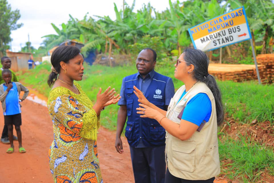 WHO_Tanzania's tweet photo. #WHO Tanzania and @UNICEFTanzania  representatives accompanied the minister of health, @ummymwalimu to  the epicenter of  #Marburg outbreak in Kagera region. 

Encouraged to see in action health care workers that we &amp; partners supported to train in response to health emergencies. https://t.co/GsUr2z7Ruu