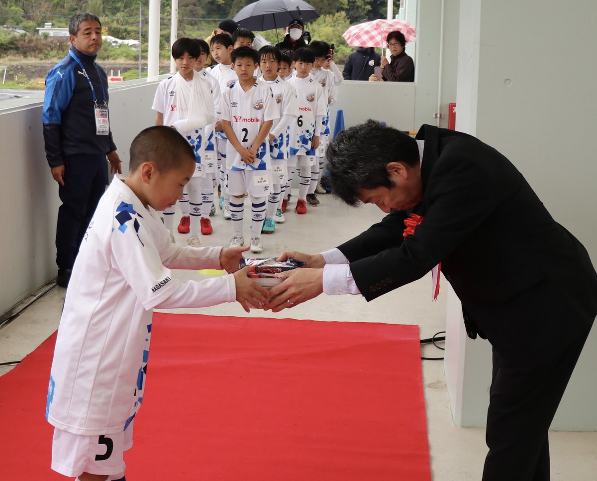 zennoh_sports's tweet photo. ⚽️JA全農杯全国小学生選抜サッカーin九州🥭
【大会結果】
🥇#ロアッソ熊本(熊本)
🥈#BUDDYFC(福岡)
🥉#V・ファーレン長崎(長崎)
🥉#サガン鳥栖(佐賀)
上位2チームが、5月に日産スタジアムで開催する全国決勝大会へ出場します🏟🌈
#チビリンピック #JA全農杯 #チビリンサッカー #全農 https://t.co/HLQA2tDyQl