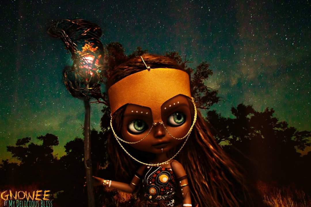 worldwidemythos's tweet photo. ☀️🪔 Myth of Gnowee and her son 👩👦👣
📸 by My Delicious Bliss
#mythology #aboriginal #mythologia #wotjobaluk #folklore #goddess #sun #suntorch #wandering #littleson #endoftheearth #barktorch #sky #searching #lostson #artgallery #mythicalart
↘️https://t.co/nhlSSxAn3m https://t.co/xdV0wbSsnc