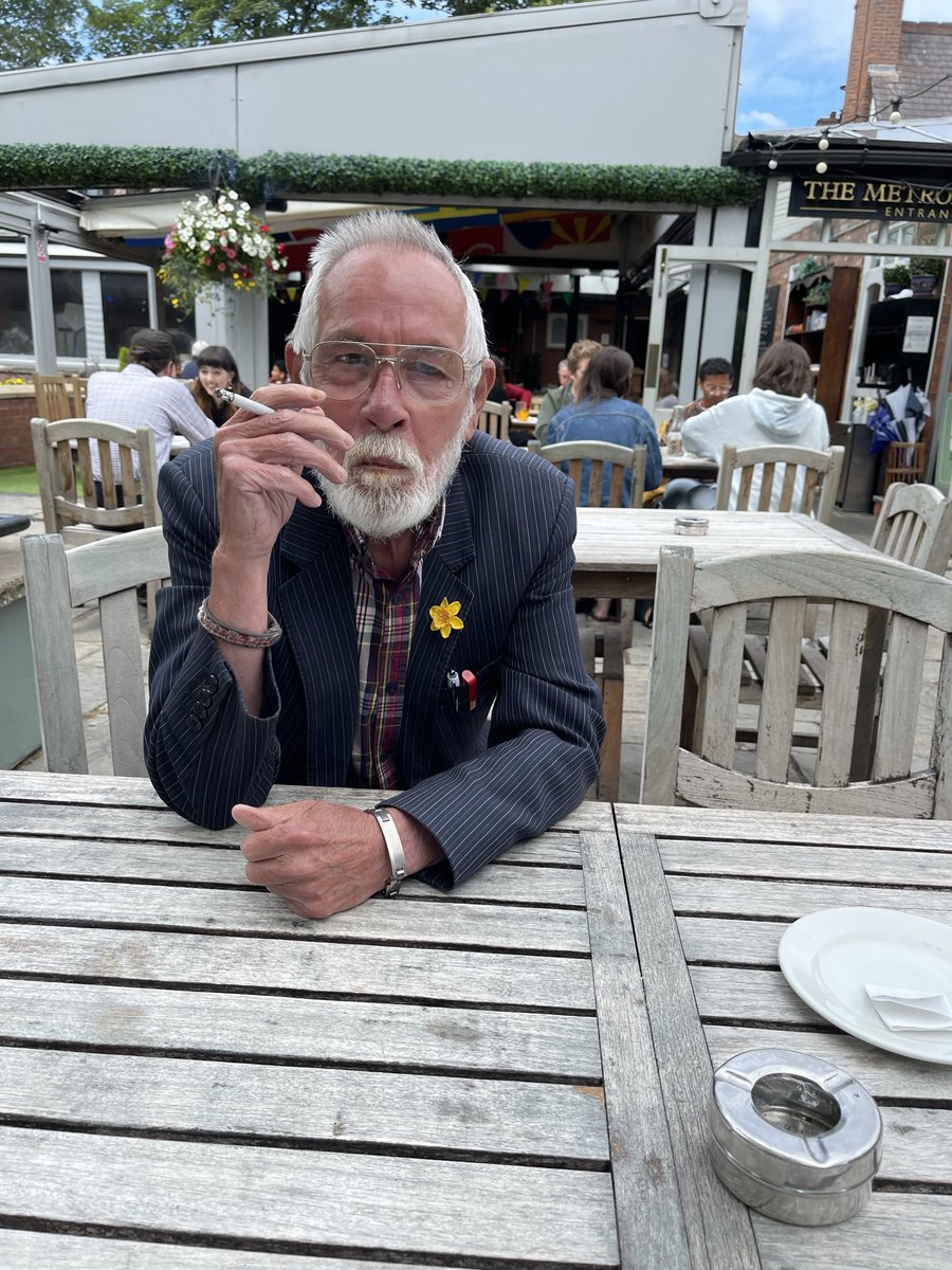 Craig_1511's tweet photo. Wishing Happy Birthday to the legendary original PH. absolutely blessed to have you not only as my Dad but best friend too. Have an top day Dad. Love U dad #bestfriends #birthday #birthdayboy #blessed #FatherAndSon 
@Haywardo2017 @ArtyAdz @clairehayward3 Mark Hayward @HollyC_7 https://t.co/aPphhlj64v