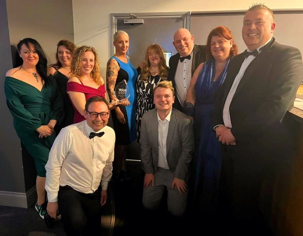 KathandAimee's tweet photo. Whoop, we won!! This award means so much to the whole team at @RewindCornwall who all work so hard! #localradio #madeincornwall #forcornwall #tripleawardwinners https://t.co/hmSr9Db4fl
