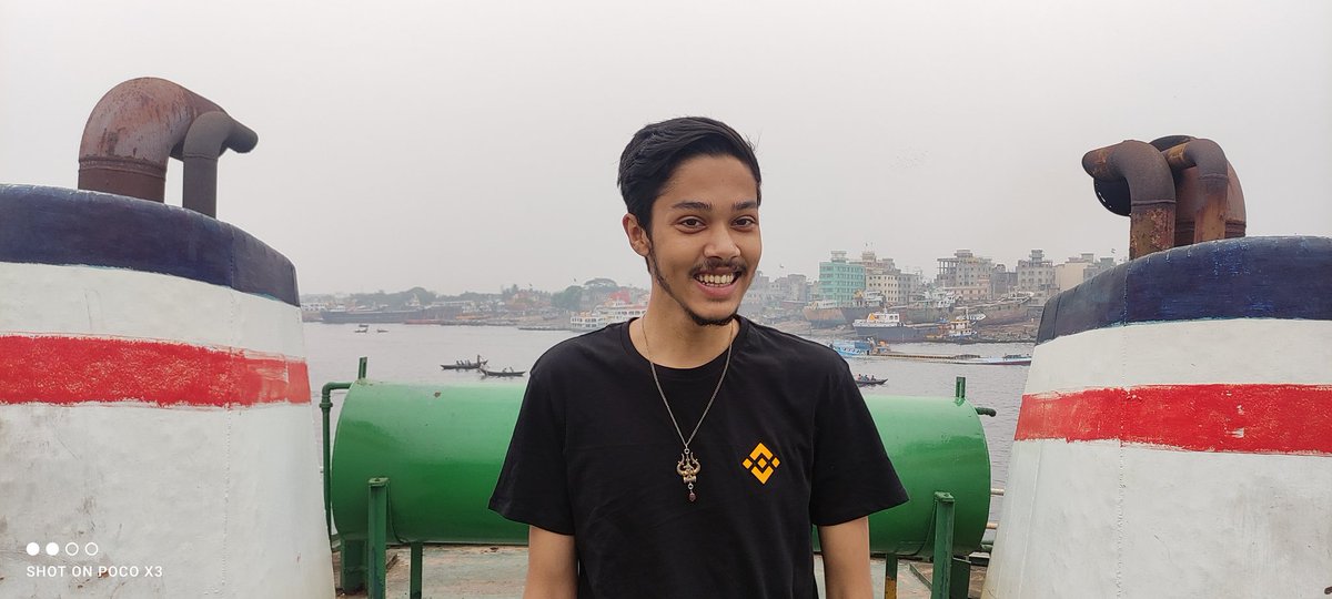 Kriptopbd's tweet photo. One of my brother from Bangladesh🇧🇩
Who takes our t-shirts and got so happy.👕
#Kriptop #Kriptopbd #Fashion #Style #Collection #Young #Generation #Bangladesh https://t.co/pN7wVw9oU2
