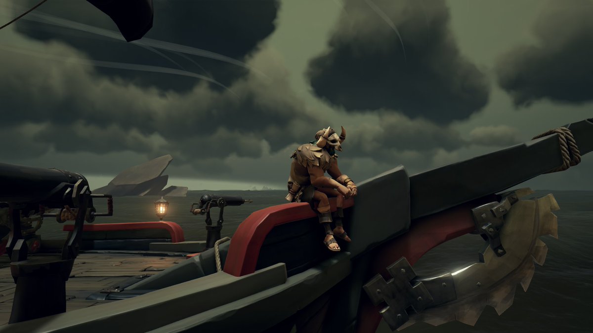grythiak's tweet photo. I was finally able to get the Gears of War Figurehead through Drops earlier this month, which completes the set. Sailed for a little bit tonight and of course I had to equip the Lancer on my ship. #SeaOfThieves #SeaOfThievesCommunityDay #GearsofWar https://t.co/V9TMhYVFhK