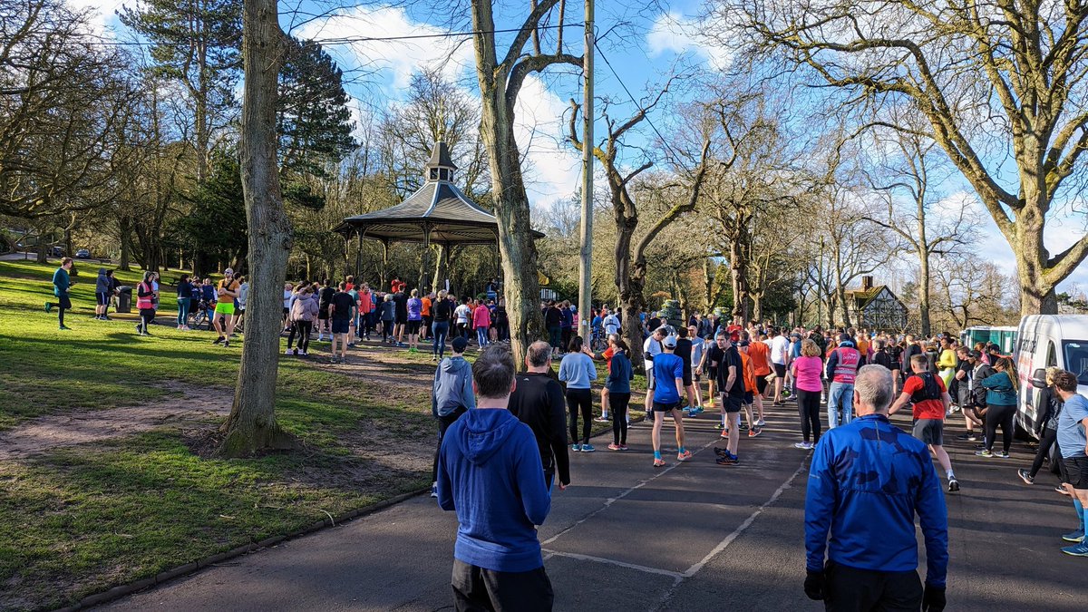 cloud9running's tweet image. Had an amazing time at yesterday&apos;s parkrun. This week I brought along my youngest for his first time and he completed it without stopping and we crossed the line together, so very proud of him 😀 #parkrun #ukrunchat #cannonhillparkrun #running #runner #vitality
