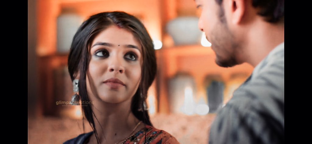 bairaagix's tweet photo. “ab theek?”
“thank you!”

been deprived of soft itv romance since ages. this serve is so real 🥺✨ https://t.co/caubVURXwG