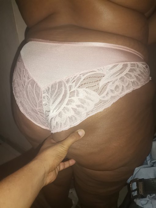 Cum meat a buffalo https://t.co/J2ki1bGxF3 https://t.co/VyKVjIgaUL