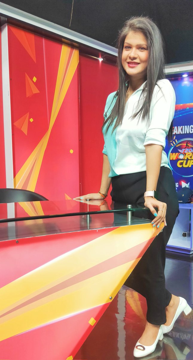 Aishwaryaanchor's tweet image. Dreams don&apos;t have expiration date..keep going 

#postivethoughts