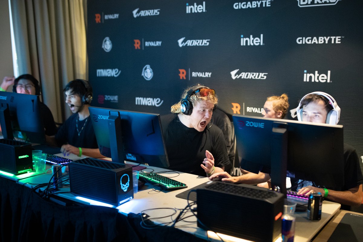 BrisVegasLAN tweet media