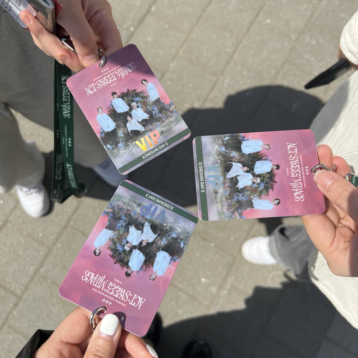 001205__txt's tweet photo. 헤헿 사첵입장 〰️ 설렌다>_<💙 https://t.co/hKmqNbtXz1