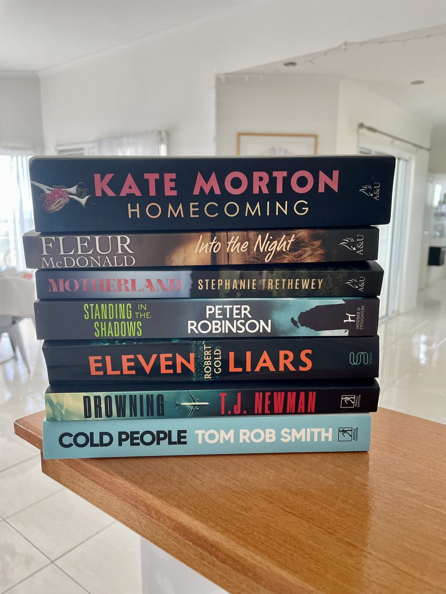 debbishdotcom's tweet photo. #bookmail from while I was away… #ausbookblogger #booktwt https://t.co/e3oz8qf4oj