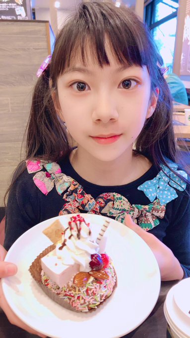 Twitterのコスプレ画像17