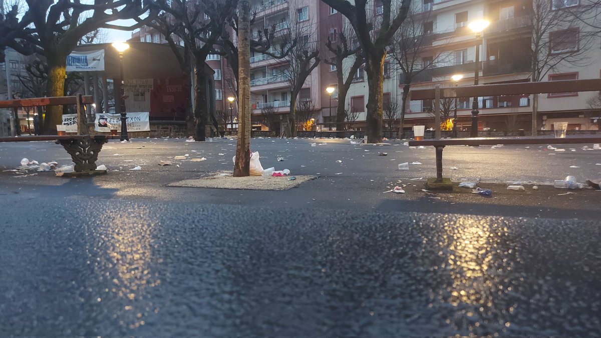 haritz19's tweet photo. Igandero, Hernani. Nazkagarria(k). https://t.co/Cil96yR1gr