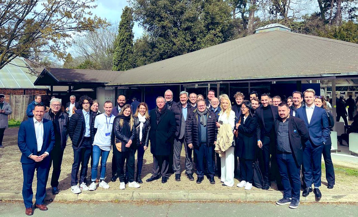 Premier #CongresHorizons réussi en présence du comité <a href="/HorizonsParis16/">Horizons Paris 16ème</a> et d’une belle et grande délégation venue d’Alsace <a href="/Horizons67/">Horizons Bas-Rhin</a> <a href="/Horizons_Stras/">Horizons | Strasbourg</a>