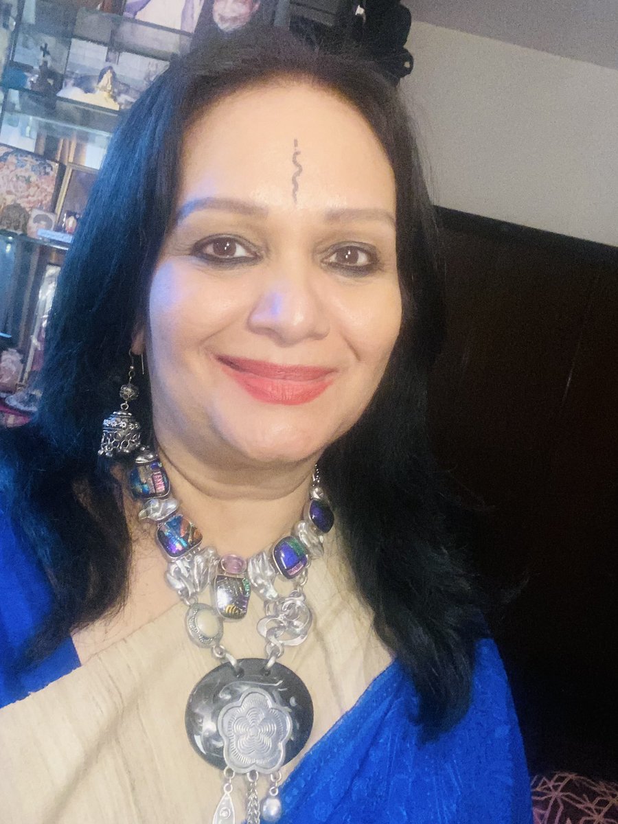 PrathibhaP's tweet image. Enjoyed addressing a large gathering of women professionals at the Vivekanand Insitute of Professional Studies, Delhi on “gender equality in the digital era”. @vivekanandins #vips #talk #Awardsprogram  Gave away #NariShakti awards to 25 women.