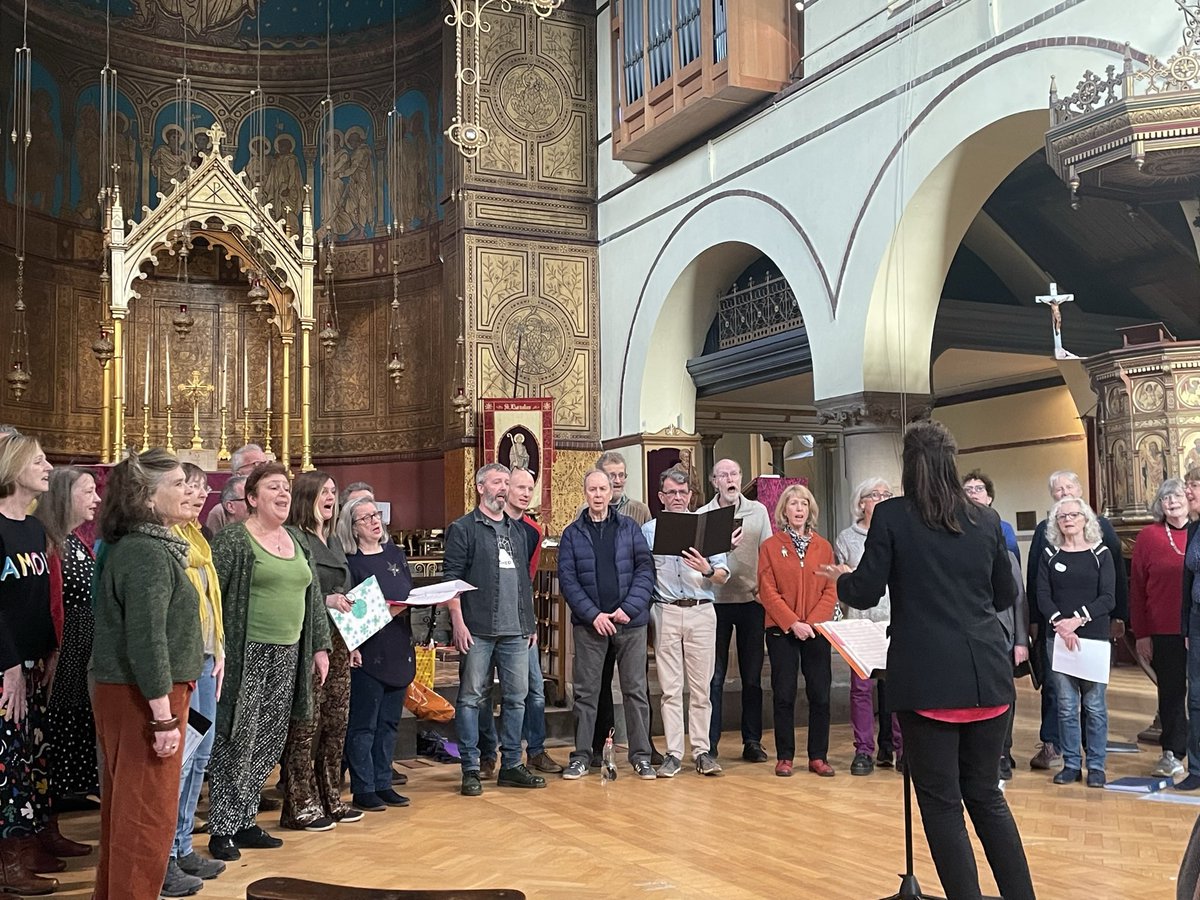 Mid-Life Choir-sis tweet media