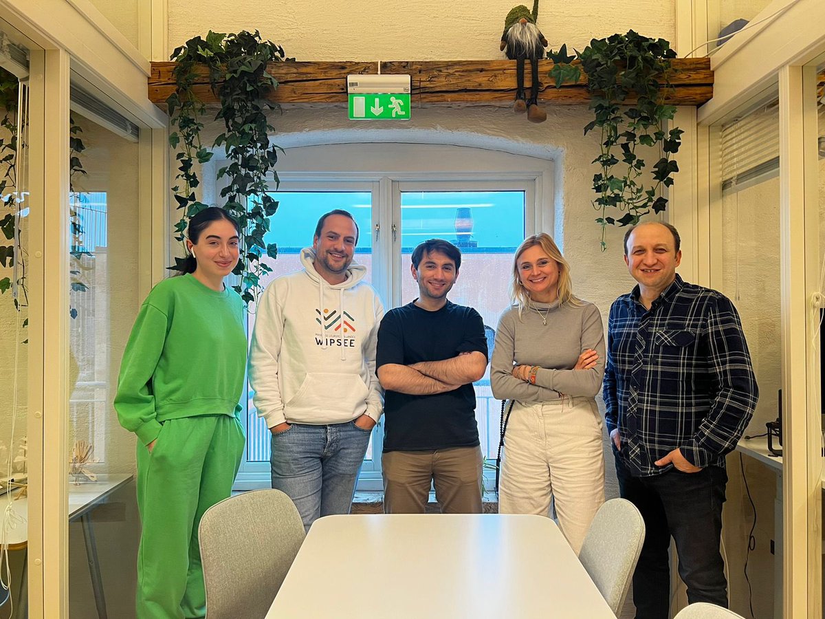 Wipsee1's tweet photo. @Wipsee1 en # Norvège 🇳🇴 pour des #jobshadwing @EUErasmusPlus chez des partenaires incroyables 😻 impliqués dans #inclusion #sport #solidarite #jeunesse. Merci de l’accueil et longues vies à nos nouveaux partenariats! 🤩 @FURIMInstitutt @Fontenehusnorge https://t.co/6zCtXXn14g