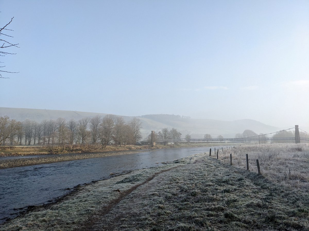 A beautiful frosty morning along the River Tweed at #Melrose a few weeks back. It's lovely this time of year but we're looking forward to longer days and sunshine ahead. 

What's your favourite view along the Tweed? Feel free to share your pictures with us! #SeeSouthScotland