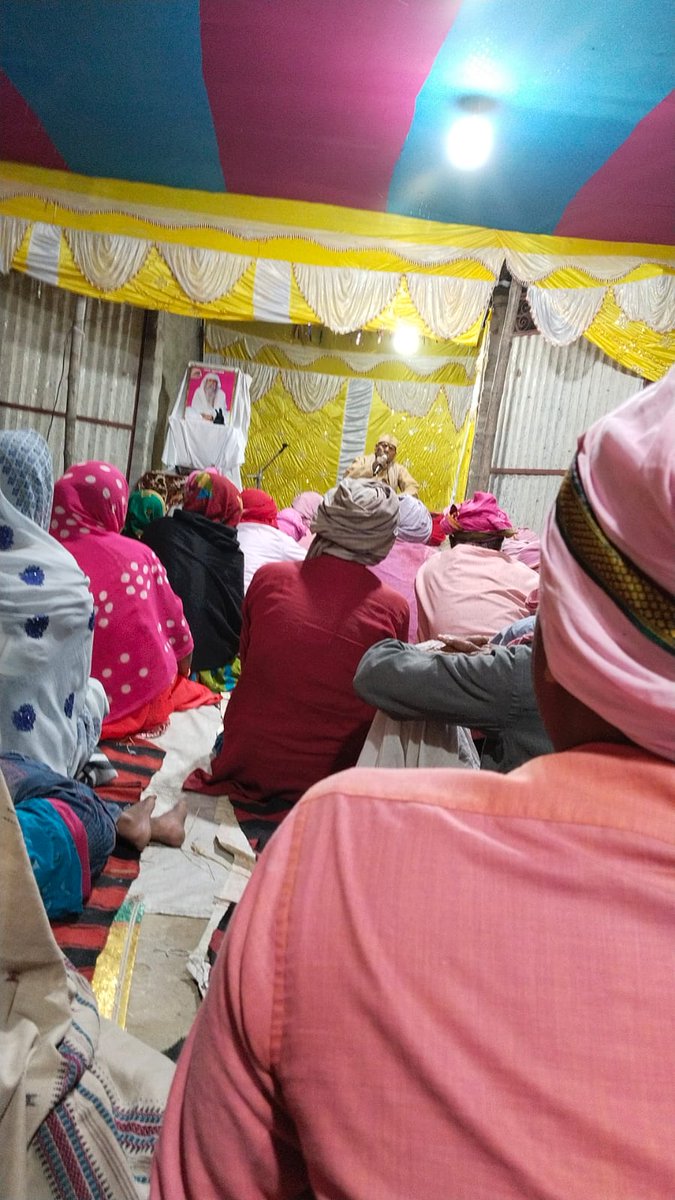 dileep_bandikui's tweet photo. जयगुरुदेव
रामचरित मानस में गोस्वामी बाबा ने लिखा है कि..
निज अनुभव अब कहउँ खगेसा। बिनु ह���ि भजन न जाहिं कलेसा॥
��यगुरुदेव संगत बांदीकुई
सतयुग लाने कि करो तैयारी
#शाकाहारी_हो_जाओ_नरनारी https://t.co/VdQcVzOBur