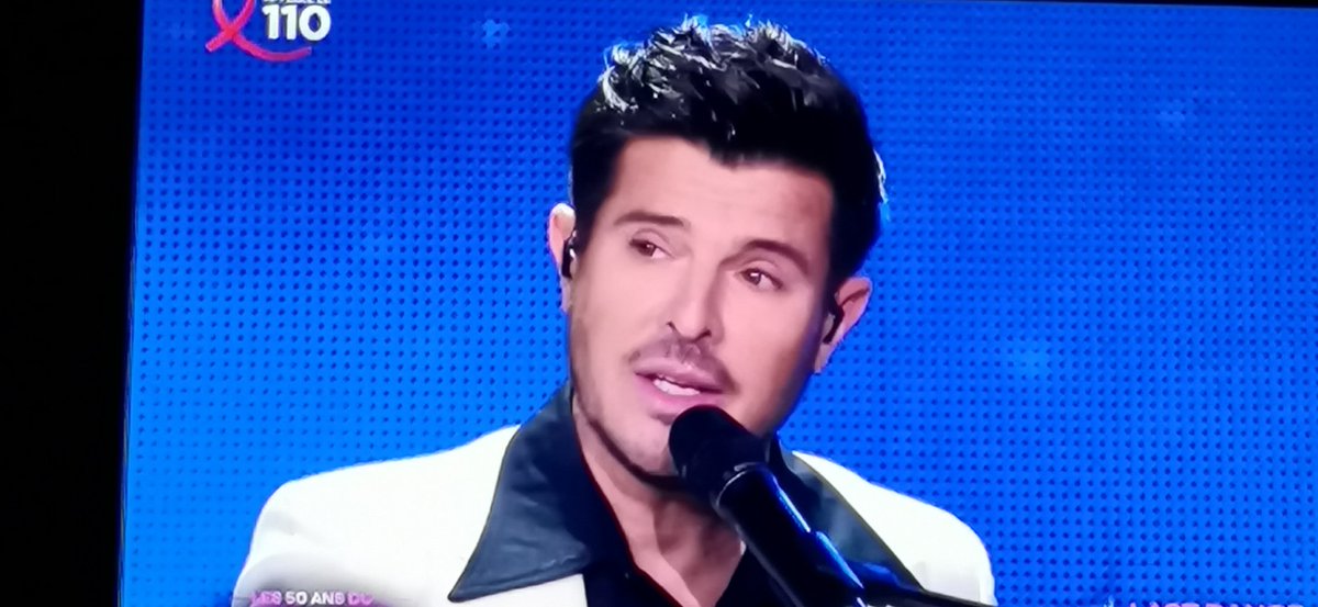 DeliensCorinne's tweet photo. Belle soirée hier soir pour le #Sidaction @France2tv #Les50ansDuDisco et quelle énergie @vincentniclo #lastdance tu nous as mis le 🔥🔝merci pour la cause don☎️110 https://t.co/1CrM0dUbnP