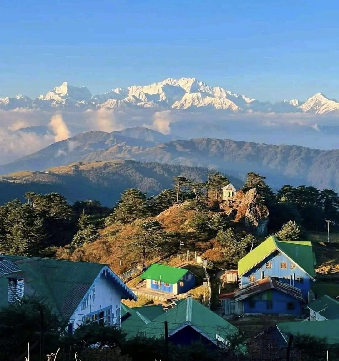 kandelnirmal's tweet photo. Heaven is a myth, #Nepal is real.

Sandakpur, Ilam

📸 Travel Nepal https://t.co/EWvb6tk8Ra