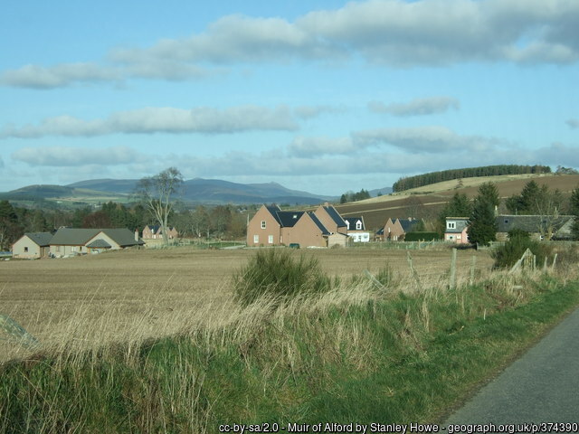 Picture of the Day from #Aberdeenshire 2007
#village #MuirofAlford #newhousing #potd geograph.org.uk/p/374390