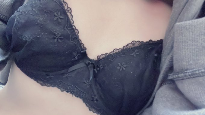 谷間が欲しいです🥺 ちっぱい好きな人らぶりつください💕 https://t.co/PekAzmT4Gv<a href="/tag/%E8%A3%8F%E3%81%82%E3%81%8B%E5%A5%B3%E5%AD%90"class="tags"><span>#裏あか女子</span></a><a href="/tag/%E8%A3%8F%E3%82%A2%E3%82%AB%E7%94%B7%E5%AD%90%E3%81%A8%E7%B9%8B%E3%81%8C%E3%82%8A%E3%81%9F%E3%81%84"class="tags"><span>#裏アカ男子と繋がりたい</span></a><a href="/tag/%E3%82%AA%E3%83%8A"class="tags"><span>#オナ</span></a><a href="/tag/%E3%82%AA%E3%83%95%E3%81%B1%E3%81%93"class="tags"><span>#オフぱこ</span></a>