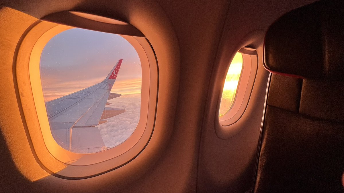 fatlesscloth7's tweet photo. @TurkishAirlines such a beautiful flight and an amazing service #TK869 26.03.2023 https://t.co/WkhMEqIbv7