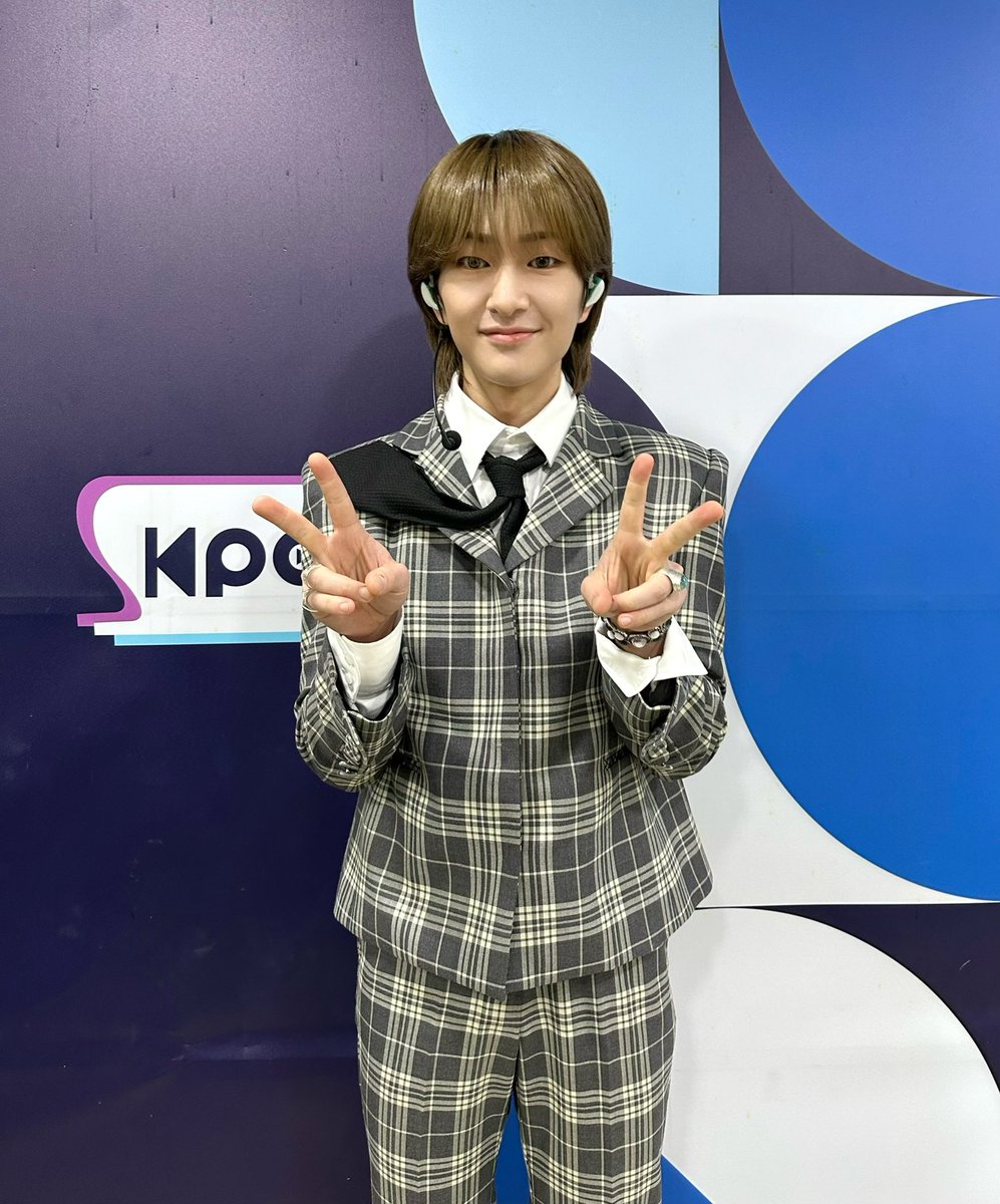 Image for ㅇ1jin ㄱ1 won first place on<Inkigayo> Hot Stage! Congrats!⭕️ ONEW Onew SHINee SHINee Circle ONEW_Circle Inkigayo Inkigayo SBS https://t.co/l9glSChEv0