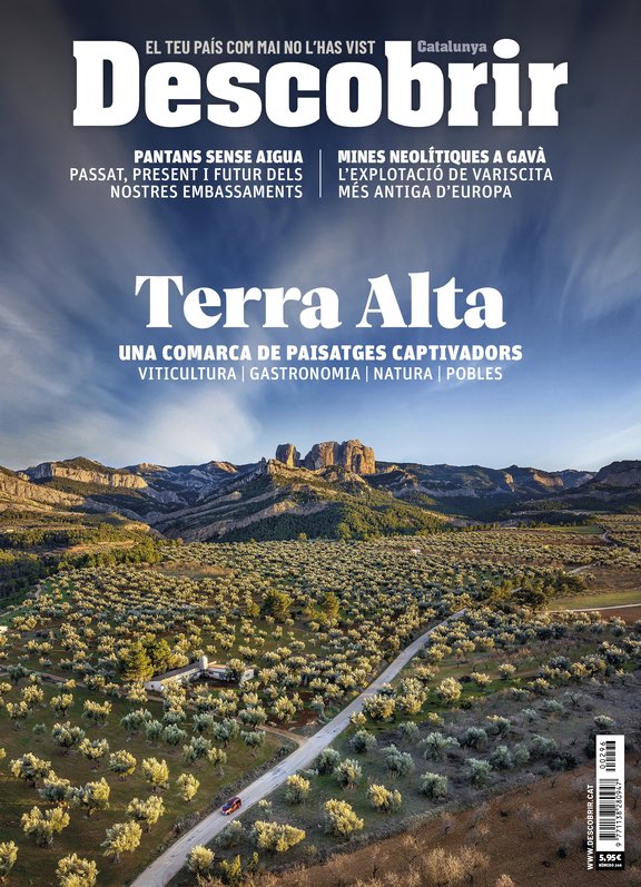 rtroyano's tweet photo. A la revista @descobrircat d’abril signo un article sobre viticultura a la @doterraalta 

~ Comprendre els sòls amb @HerenciaAltes @CBarbaraFores @CellerFrisach i @EdetariaCeller 

https://t.co/DBtUlvvPfw 

#vicatalà #viticultura #TerraAlta https://t.co/d7P63mo0dj