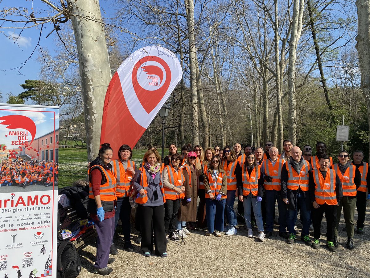 Buona domenica! #parcodelneto #pontesanniccolo, #piazzasantospirito, #giardinodellerose, #parcostibbert, #villemedicee, #giardinocaracciolo, #giardinoorticoltura, #giardinomargherita, #piazzadanti, #piazzapuccini, #piazzaleopolda, #viamariti in una settimana, oggi Riposo!