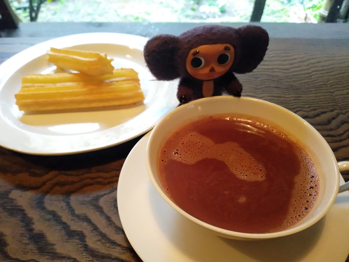 QIkDdpZTHoayhXH's tweet photo. カカオを味わうホットチョコレート
店主がブレンドしたカカオ
ちょっと酸味があって
濃厚なのにサラッとしてる
もっちりチュロスを浸して
モグモグ 大人のお味😉🎶☕
#パセレ #pasele #谷根千 https://t.co/5RscloKQCe