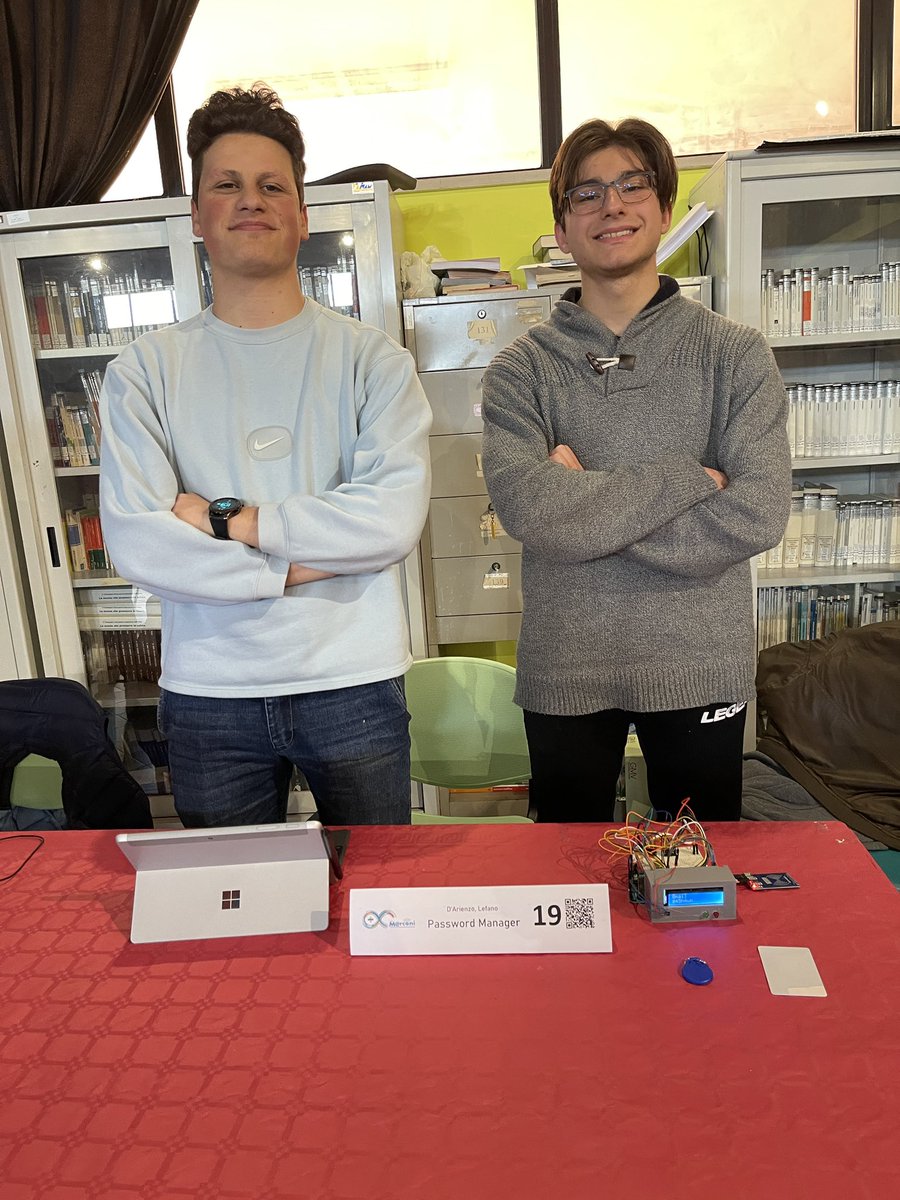 Alex291DeVil's tweet image. #ArduinoDay2023 #ArduinoDay #arduino  password manager . Il modo più sicuro per memorizzare tutte le tue password senza pericolo che te le hackerino . Info disponibili
