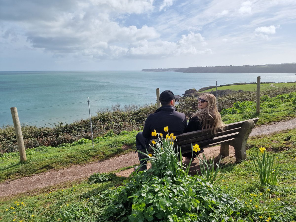 devonandmoor's tweet image. Out on the South West Coastal Path between Paignton and Brixham, experience yourself by doing the Riviera Challenge during the English Riviera Walking Festival in April, please share.
#swcp #englishriviera #englishrivierawalkingfestival  #walkingtour #guidedtour #Torbay #torquay