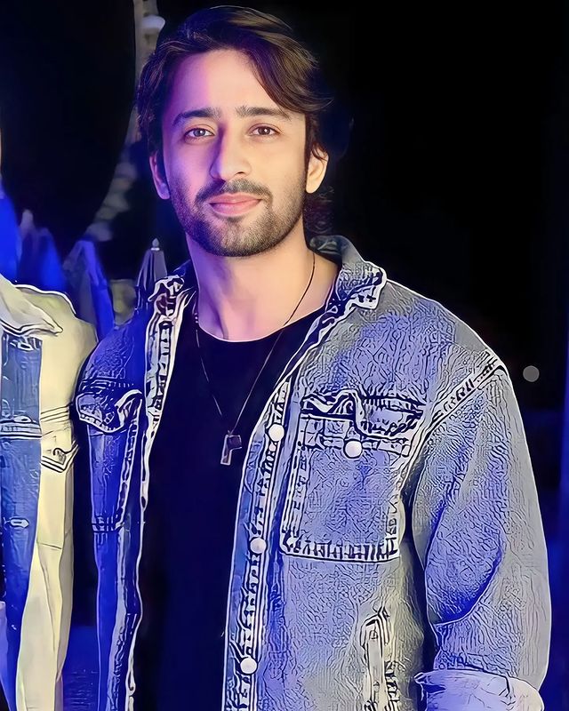 SLyflyn's tweet photo. Today is Shaheerians day too 
Happy birthday shaheer 💫❤❤❤
@Shaheer_S 
HBD SUPER SHAHEER 
#happybirthdayshaheer 
#shaheersheikh https://t.co/YZeJD0OHsa