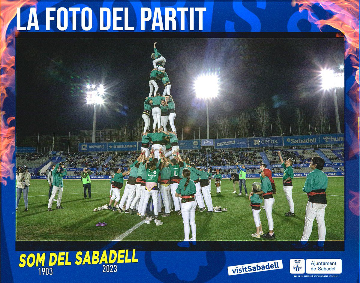 CESabadell's tweet photo. 📸 @TurismeSBD us ofereix 𝗟𝗔 𝗙𝗢𝗧𝗢 del #SabadellBarçaAtlètic

💙 Sou el @CESabadell 🤍

🤩 La #BogeriaArlequinada de 5️⃣1️⃣8️⃣3️⃣, Sabadellencs 🍍

💚 #Sabadellenquisme de la mà dels @saballuts 💛

#SomDelSabadell https://t.co/CA1l58Qtu4