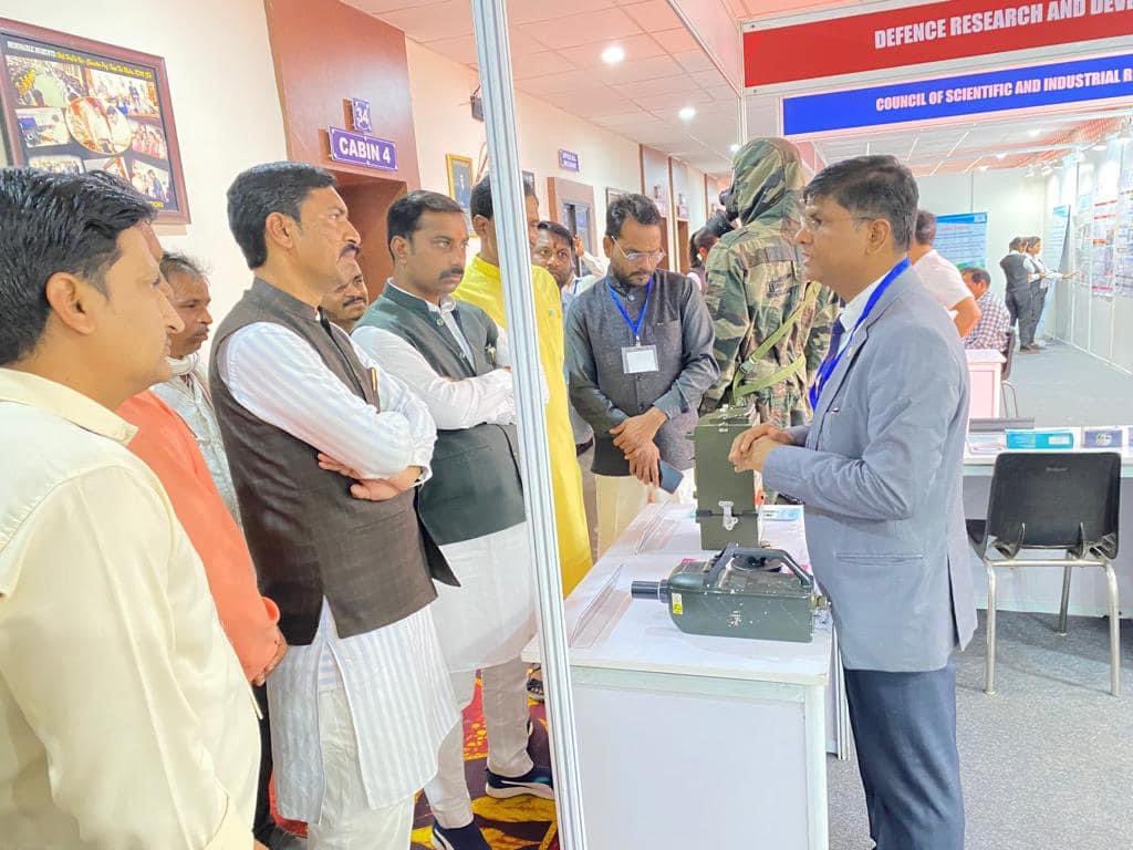 #Modi4PM2024 

#DRDOUpdates 
 DRDO participated in 
'Scientific literacy cum health and wellness festival' at Dindori, 
Madhya Pradesh on 24-26 Mar 2023 
to create awareness & 
cultivate a scientific temperament among youths, students and masses.

Ministry of Defence, 
Government…