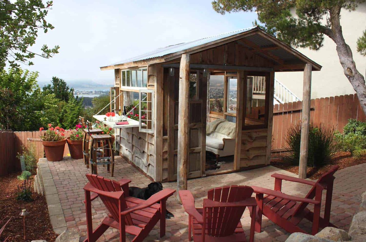OneKindesign's tweet photo. 30+ Wonderfully Inspiring She Shed Ideas For Your Backyard Getaway https://t.co/U74FuM0vh3 https://t.co/16JD8J2SfF
