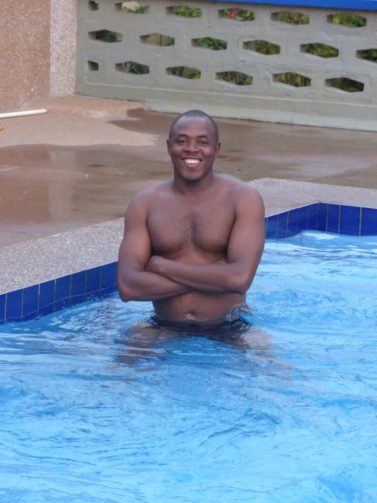 En toute circonstance et dans vos actions quotidiennes, ce qui compte in fine c’est comment vous vous sentez émotionnellement. 
Alors ne laissez rien ni personne perturber votre quiétude ou votre stabilité émotionnelle. 
Week-end paisible à tous et à toutes! #Elom_E