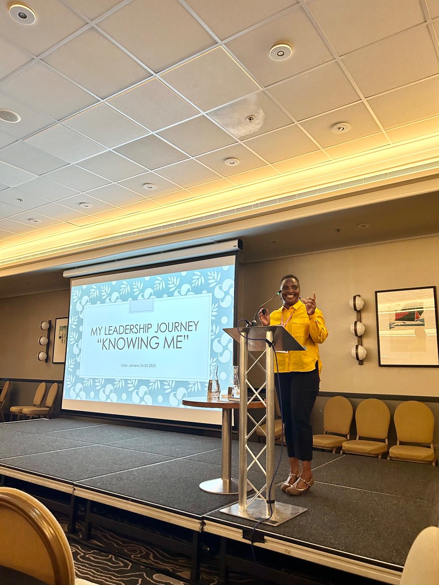 Every once in a while you hear a talk that stays with you. LTHT’s BME Staff Network’s founder <a href="/EsterJamera/">Ester Jamera</a> inspired us to embrace discomfort and authenticity to create a more inclusive culture for all #FLPCon23 <a href="/LeedsHospitals/">Leeds Teaching Hospitals</a> <a href="/YH_Trainees/">YH Trainees</a> @NHSHEE_NEY