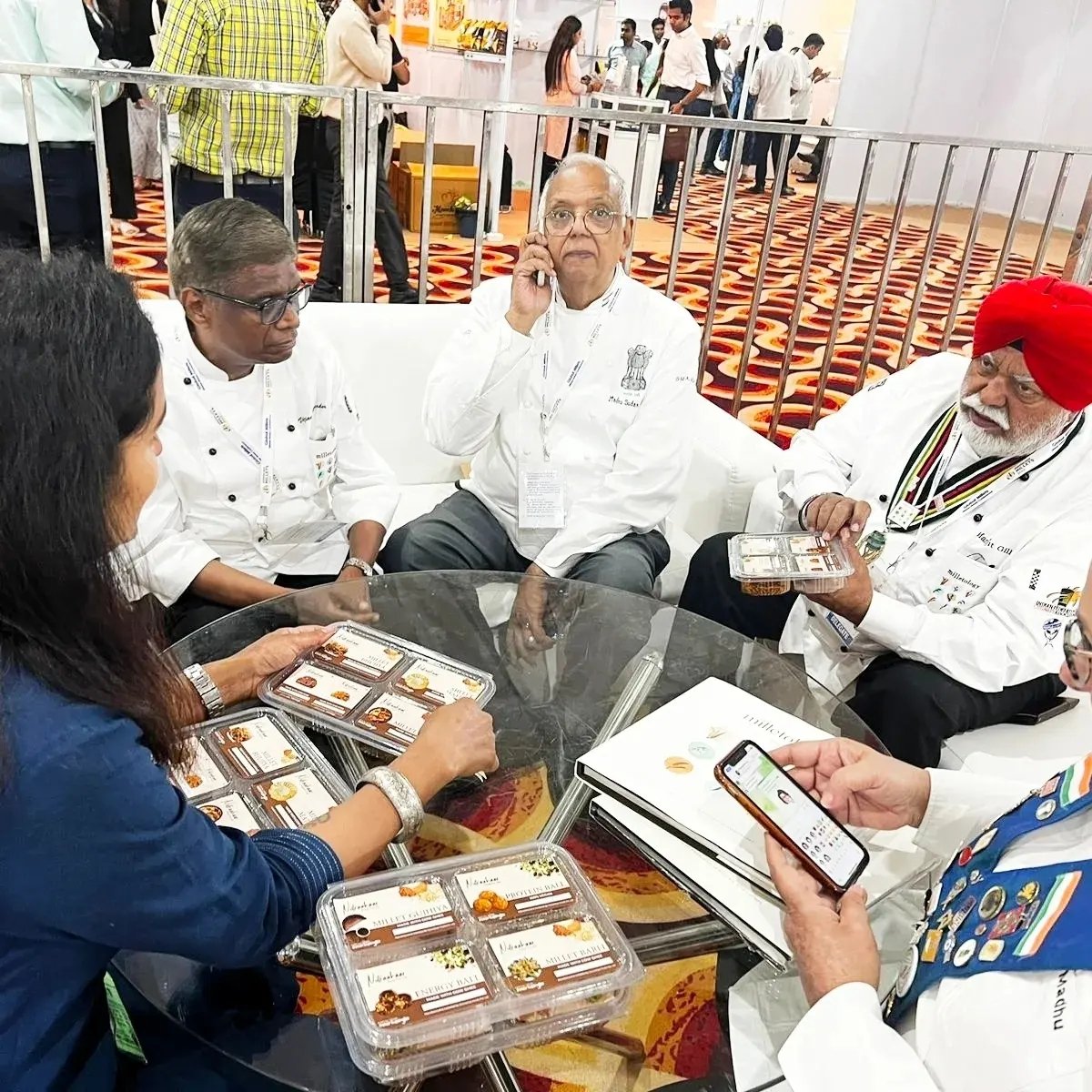 nutraahaar's tweet photo. We were honoured to meet some of the world's renowned Chefs at the @g20org Global Millets (Shree Anna) conference. Chef Manjeet Singh Gill (President of Indian Federation of Culinary Association) took keen interest in trying every item. We are humbled by their appreciation. https://t.co/bvyXE3sJFV