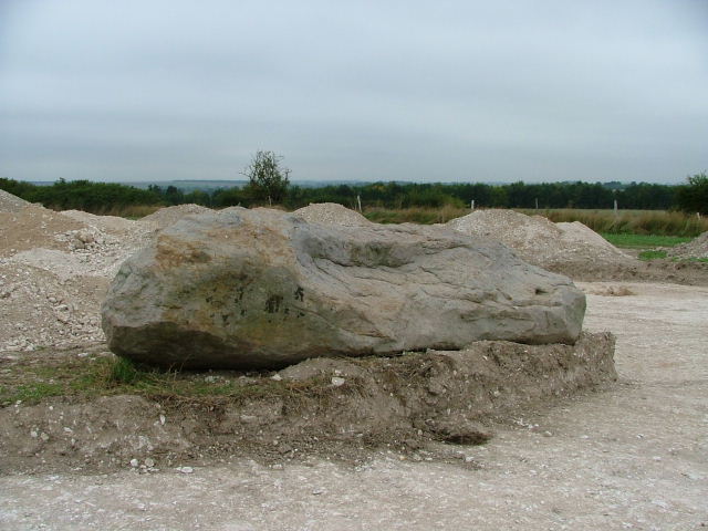 enricharch's tweet image. For #StandingStoneSunday here's the Cuckoo Stone during the SRP excavations in 2005. 
#Durrington #Neolithic #historyteacher #KS2