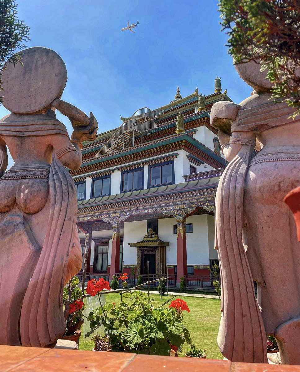 TaraTeacher1's tweet photo. Always stumbling upon the most beautiful places here #weekendwandering #nunnery #chobar #kathmandu #nepal #internationalteacher #teachertwitter #teachabroad https://t.co/SUruX6WAo8