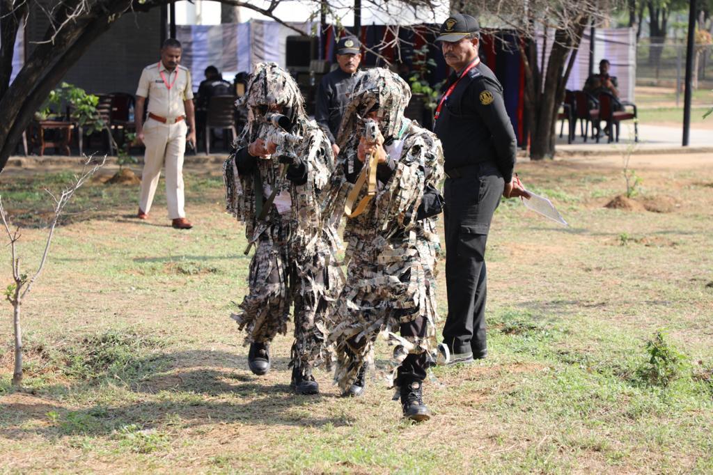 nsgblackcats's tweet image. Physically gruelling &amp;amp; tactically challenging Stage-IV of 13th Police Commando Competition commenced at NSG Campus Manesar. Commandos displayed their resoluteness &amp;amp; professional acumen by successfully negotiating the obstacle course and neutralising the enemy target!!!
