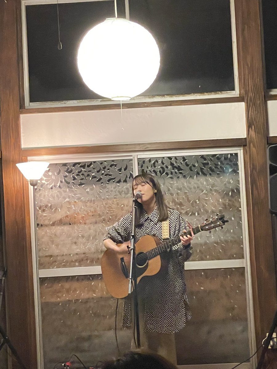 petan999's tweet photo. 昨日も今日も職場の片付け。疲れてるけど今は頑張んなきゃね。
もっと頑張ってる人もいるんだから。
そんなこんなで明日から郡山研修3day
夜はなんと都合よくPeekで月火と心の栄養補給Live観戦。昨日は涼華ちゃんにも会えたし頑張ります。 https://t.co/olIion5zaQ