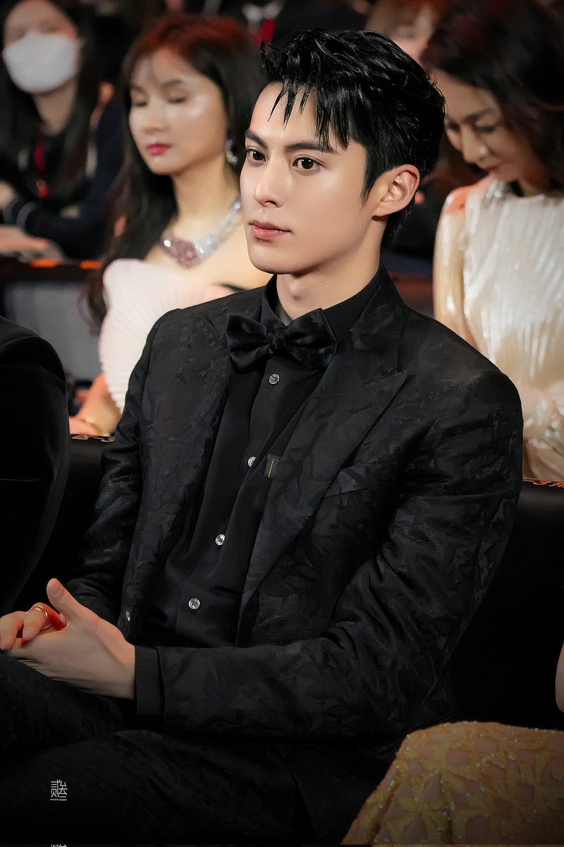 เป๊ะมากกก​ #DylanWang #DylanWang2022WeiboNight